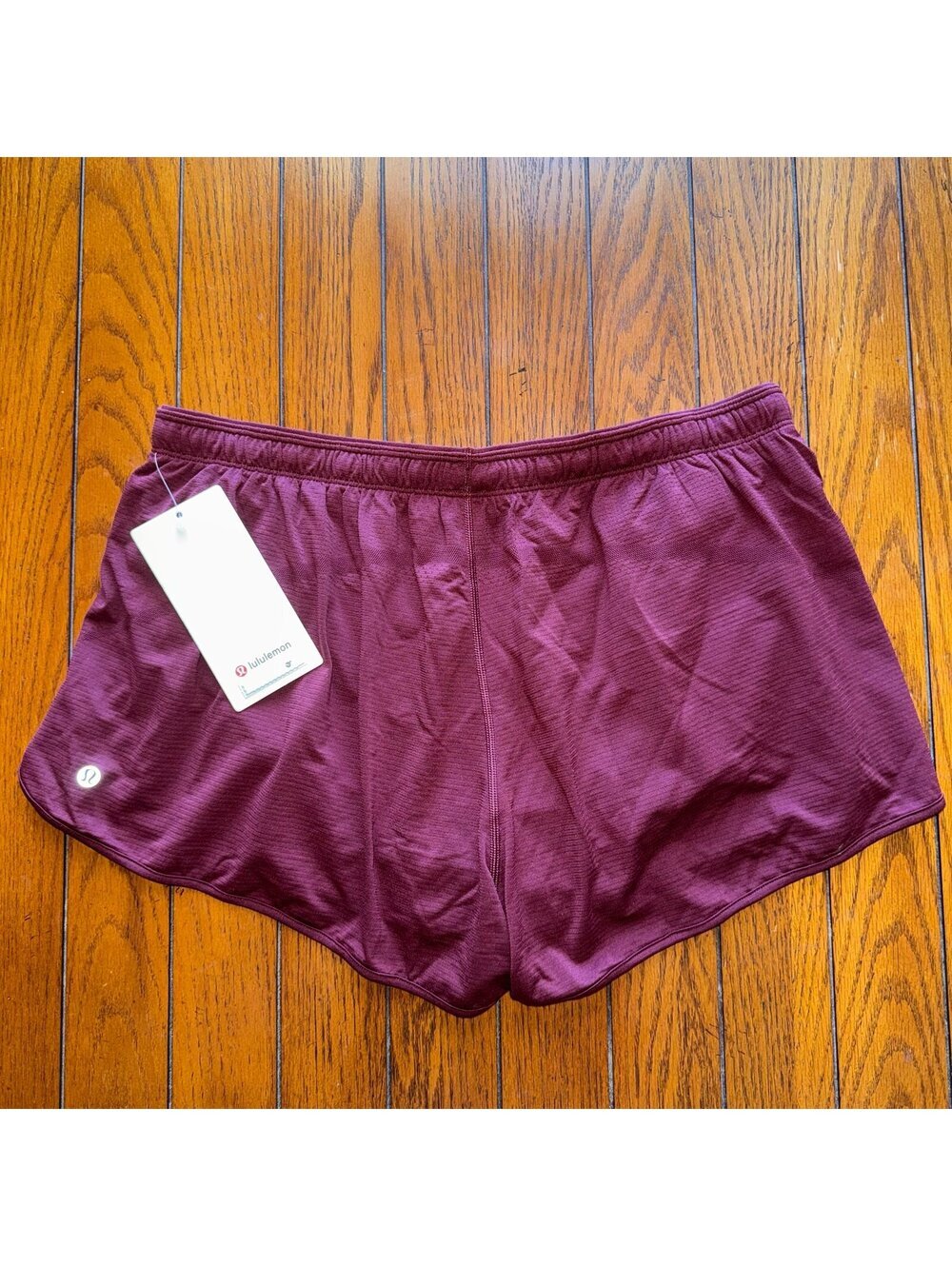 Lululemon Swiftly Mid-Rise Short 3” Burgundy Bay Size 12 NWT